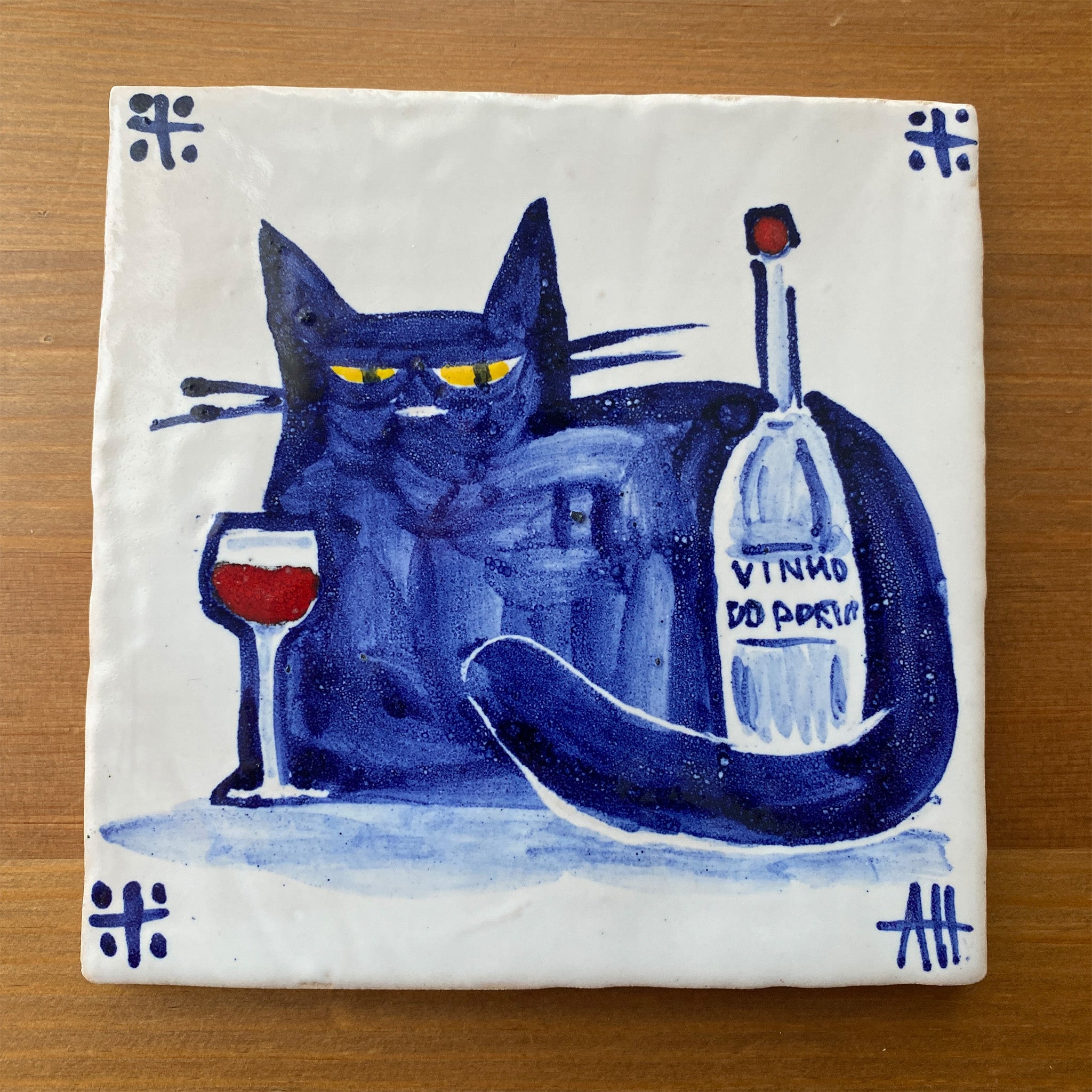 Cat & Port wine - Azulejo Handmade Portuguese Tile in Cork Base